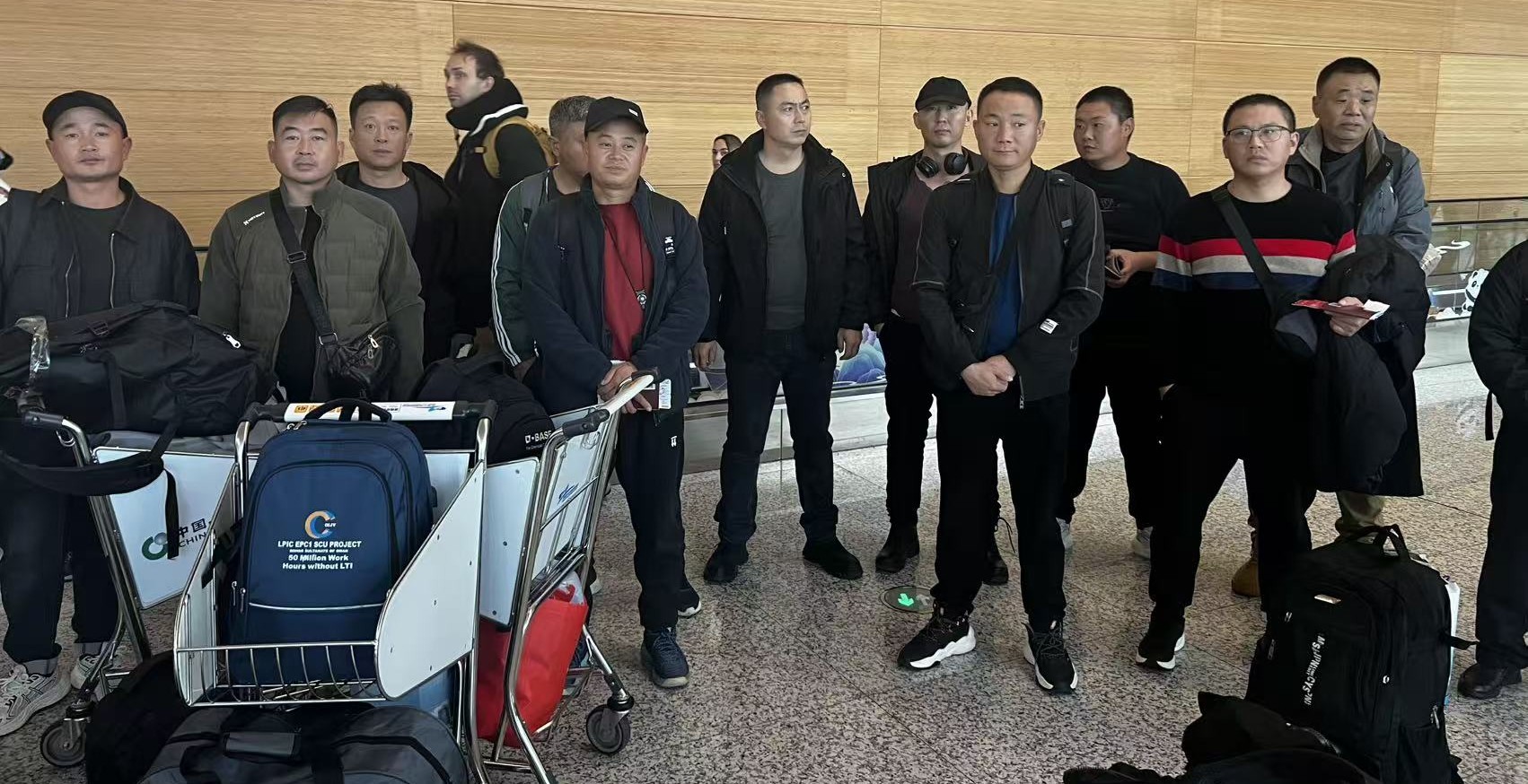 20251222（阿联酋）项目出境